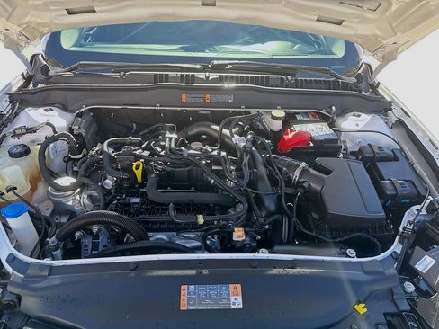 Used 2020 Ford Fusion SEL image 32