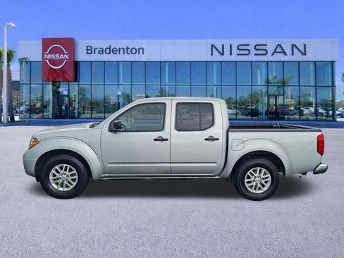 Used 2017 Nissan Frontier SV RWD image 8