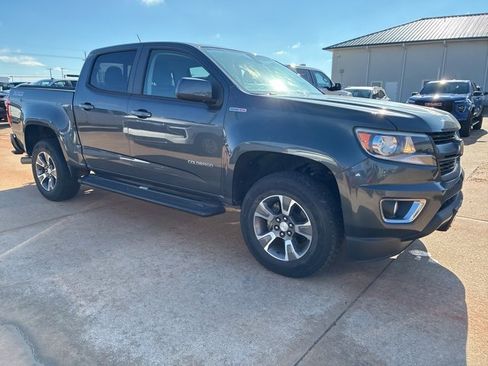 Used 2016 Chevrolet Colorado Z71 image 3