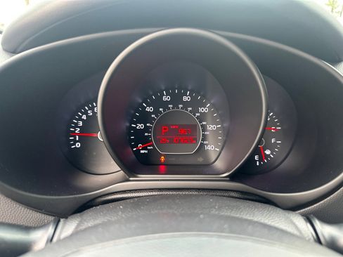 Used 2017 Kia Soul + image 26