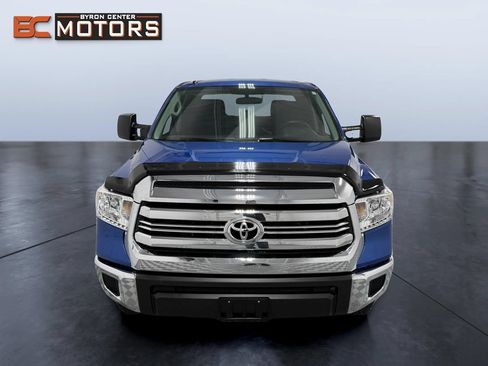 Used 2016 Toyota Tundra SR5 AWD/4WD image 8