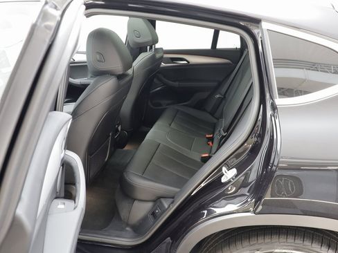 New 2025 BMW X4 xDrive30i w/ Premium Package image 16