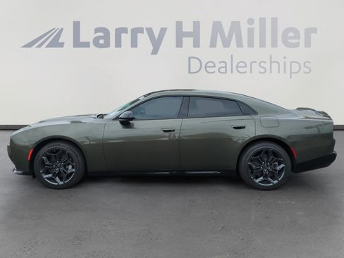 New 2026 Dodge Charger R/T w/ Driver Convenience Group AWD/4WD image 2