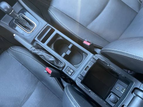 Used 2015 Subaru Crosstrek 2.0i Limited image 24