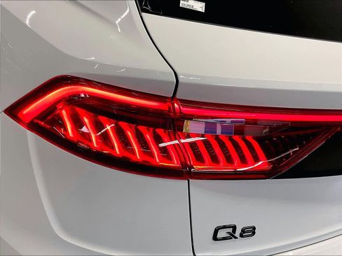 Certified 2023 Audi Q8 Premium Plus w/ Premium Plus Package AWD/4WD image 29