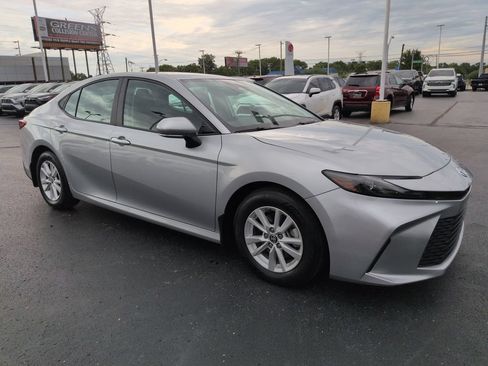 Certified 2025 Toyota Camry LE w/ Convenience Package FWD image 7