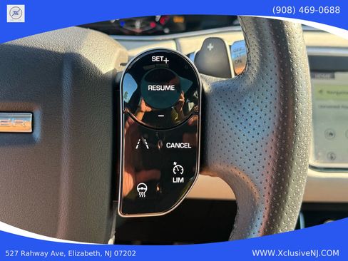 Used 2020 Land Rover Range Rover Evoque R-Dynamic S image 12