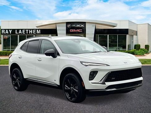 New 2026 Buick Envision Sport Touring image 7