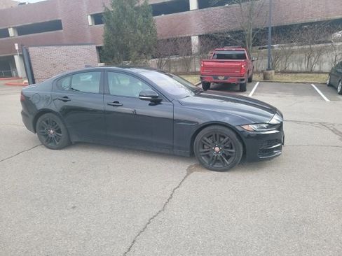 Used 2020 Jaguar XE S image 2