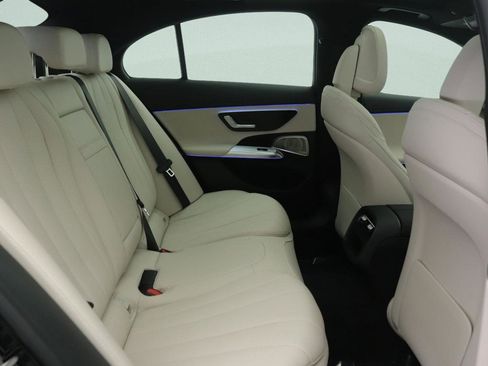 New 2026 Mercedes-Benz E 350 Sedan image 8