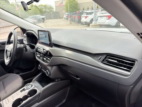 Certified 2025 Ford Escape Active AWD/4WD image 18