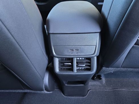 New 2025 Chevrolet Equinox RS image 21