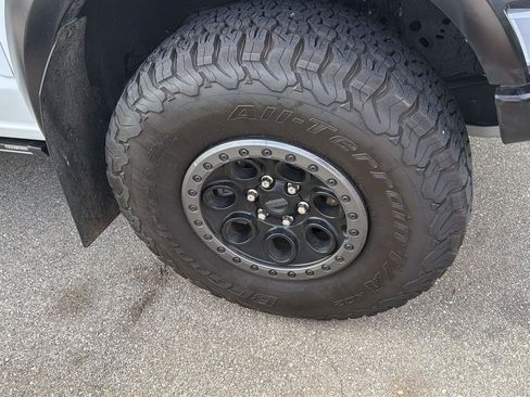 Certified 2025 Ford F150 Raptor AWD/4WD image 5