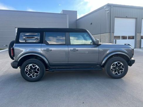 Used 2023 Ford Bronco Outer Banks AWD/4WD image 4