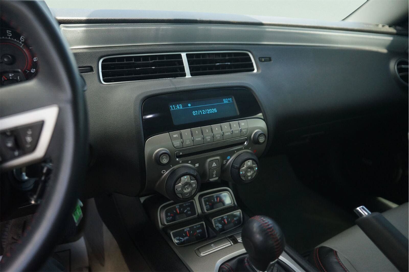 Used 2011 Chevrolet Camaro SS RWD image 22