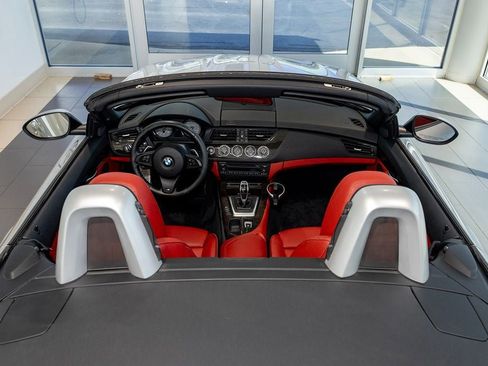 Used 2015 BMW Z4 sDrive35is RWD image 24
