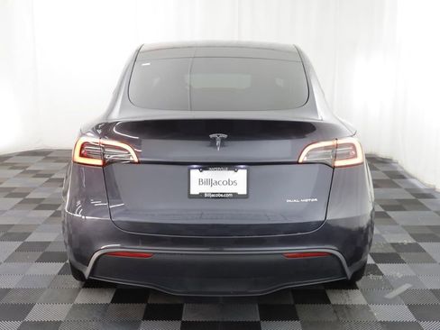 Used 2024 Tesla Model Y Long Range AWD/4WD image 20