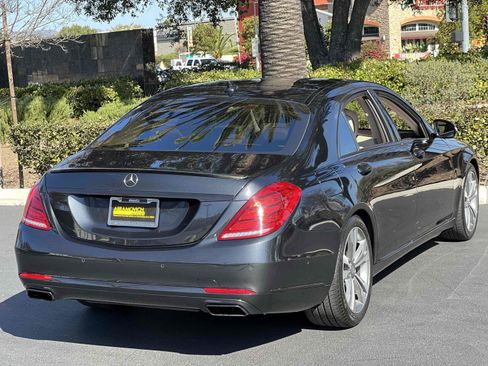 Used 2014 Mercedes-Benz S 550 Sedan image 27