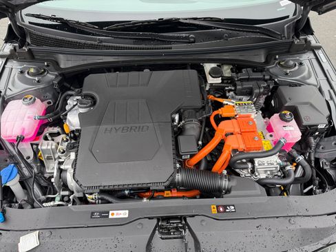 New 2025 Hyundai Elantra SEL image 20