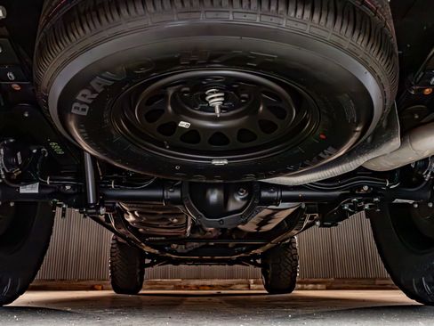 Used 2025 GMC Canyon Elevation w/ Convenience Package image 15