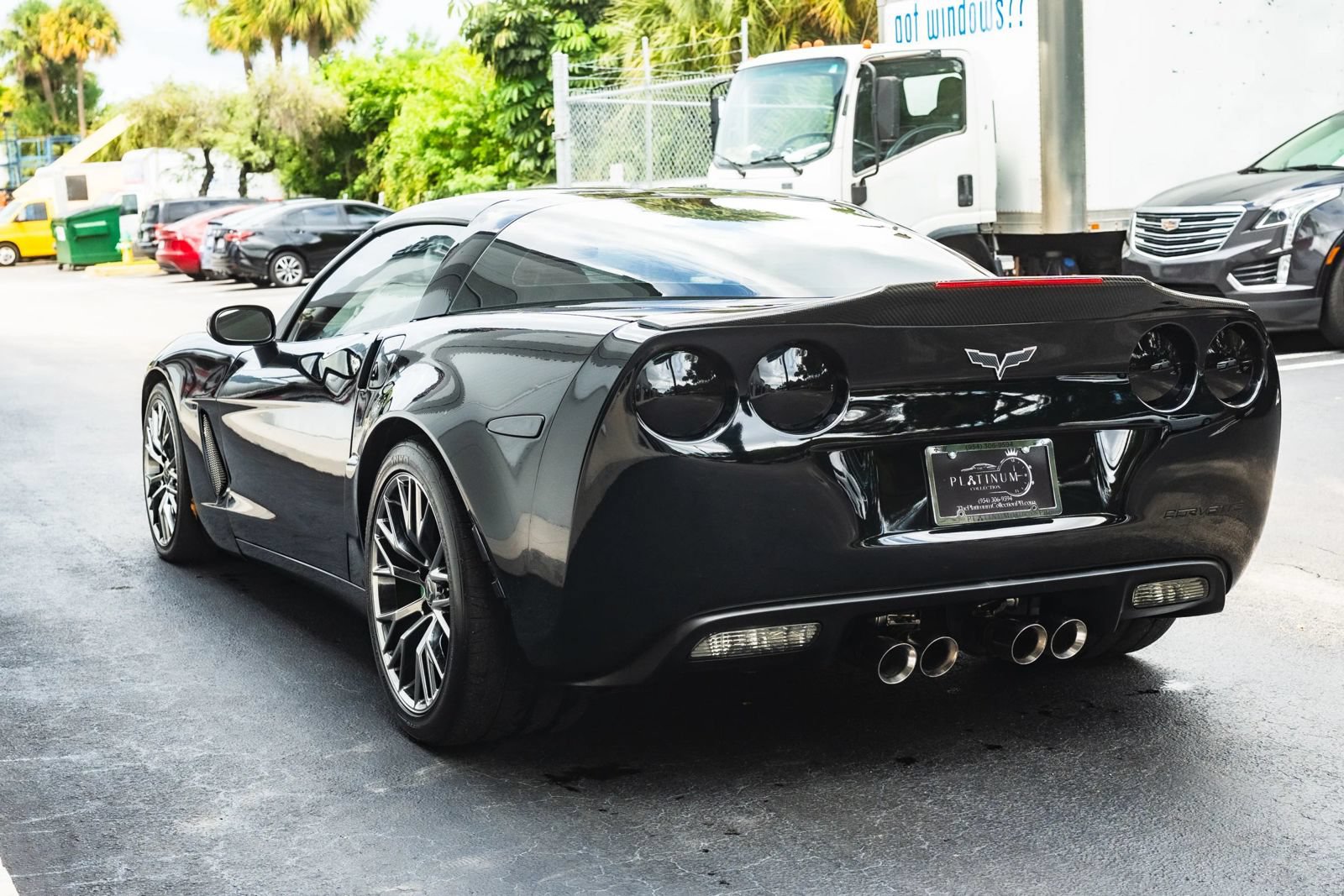 Used 2009 Chevrolet Corvette Coupe w/ Preferred Equipment Group RWD image 11