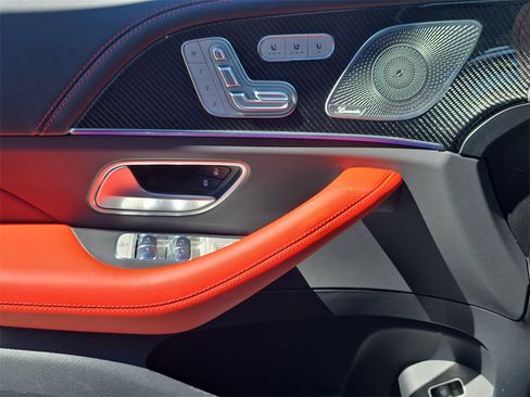 Used 2025 Mercedes-Benz GLE 63 AMG S image 31