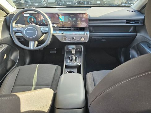 New 2026 Hyundai Kona SE image 15