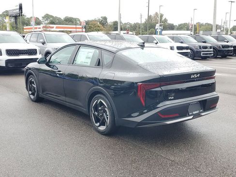 New 2025 Kia K4 EX image 4
