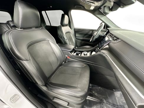 Used 2023 Jeep Grand Cherokee Altitude image 26