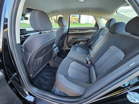 Used 2025 Kia K5 LXS image 17