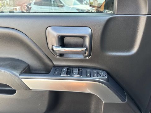 Used 2019 Chevrolet Silverado 1500 LT AWD/4WD image 11