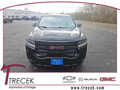 Used 2023 GMC Acadia SLT w/ Elevation Edition