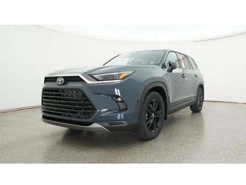 New 2026 Toyota Grand Highlander Limited image 3