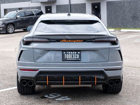 Used 2020 Lamborghini Urus AWD/4WD image 9