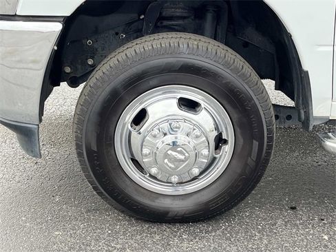 Used 2024 RAM 3500 Big Horn image 11