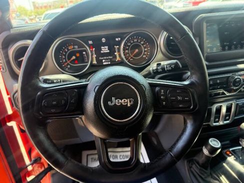 Used 2020 Jeep Wrangler Sport AWD/4WD image 13