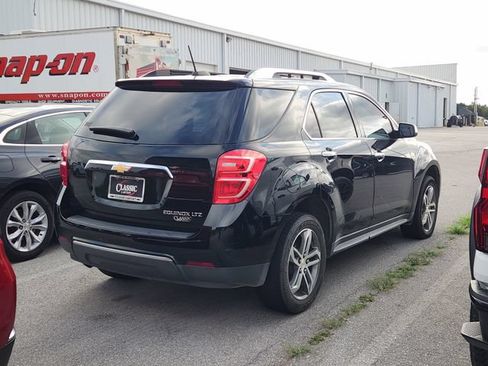 Used 2016 Chevrolet Equinox LTZ w/ Enhanced Convenience Package FWD image 4