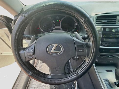 Used 2009 Lexus IS 350 RWD image 36