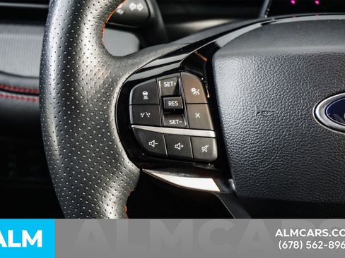 Used 2025 Ford Explorer ST-Line w/ ST-Line Street Pack AWD/4WD image 28