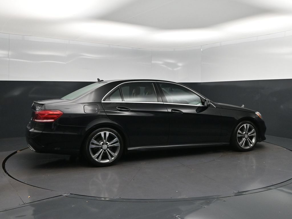 Used 2016 Mercedes-Benz E 350 4MATIC Sedan image 8