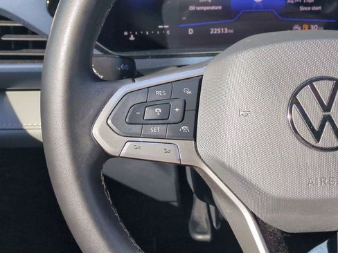 Used 2024 Volkswagen Taos SE image 24