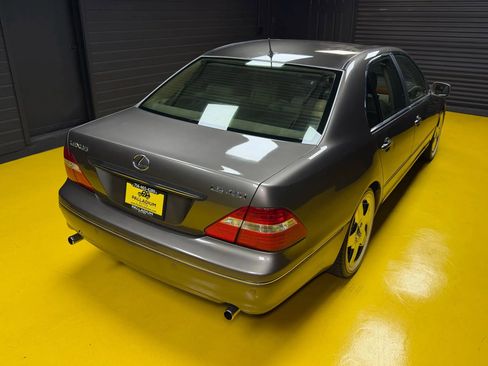 Used 2005 Lexus LS 430 RWD image 56