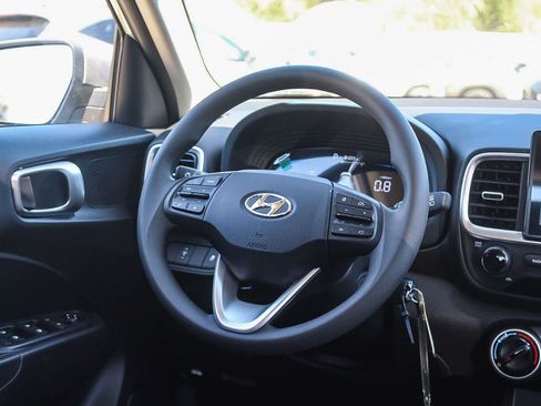 New 2026 Hyundai Venue SE FWD image 21