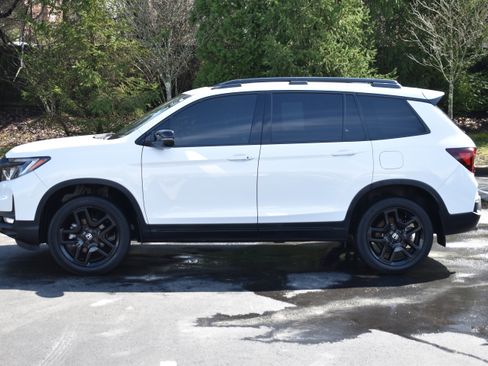 Used 2024 Honda Passport Black Edition image 33