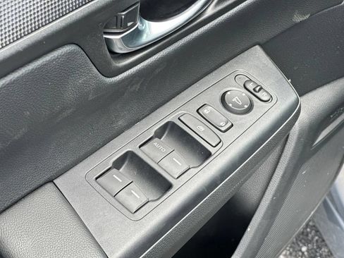 Used 2025 Honda CR-V LX image 15