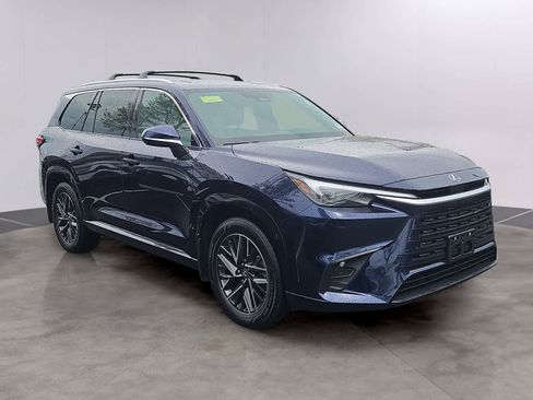 Used 2025 Lexus TX 350 AWD w/ Technology Package image 2