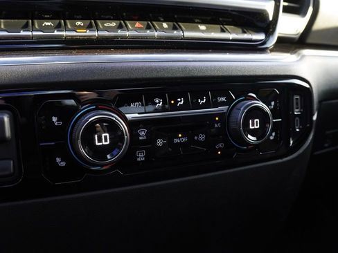 Used 2023 Chevrolet Silverado 1500 LT image 16