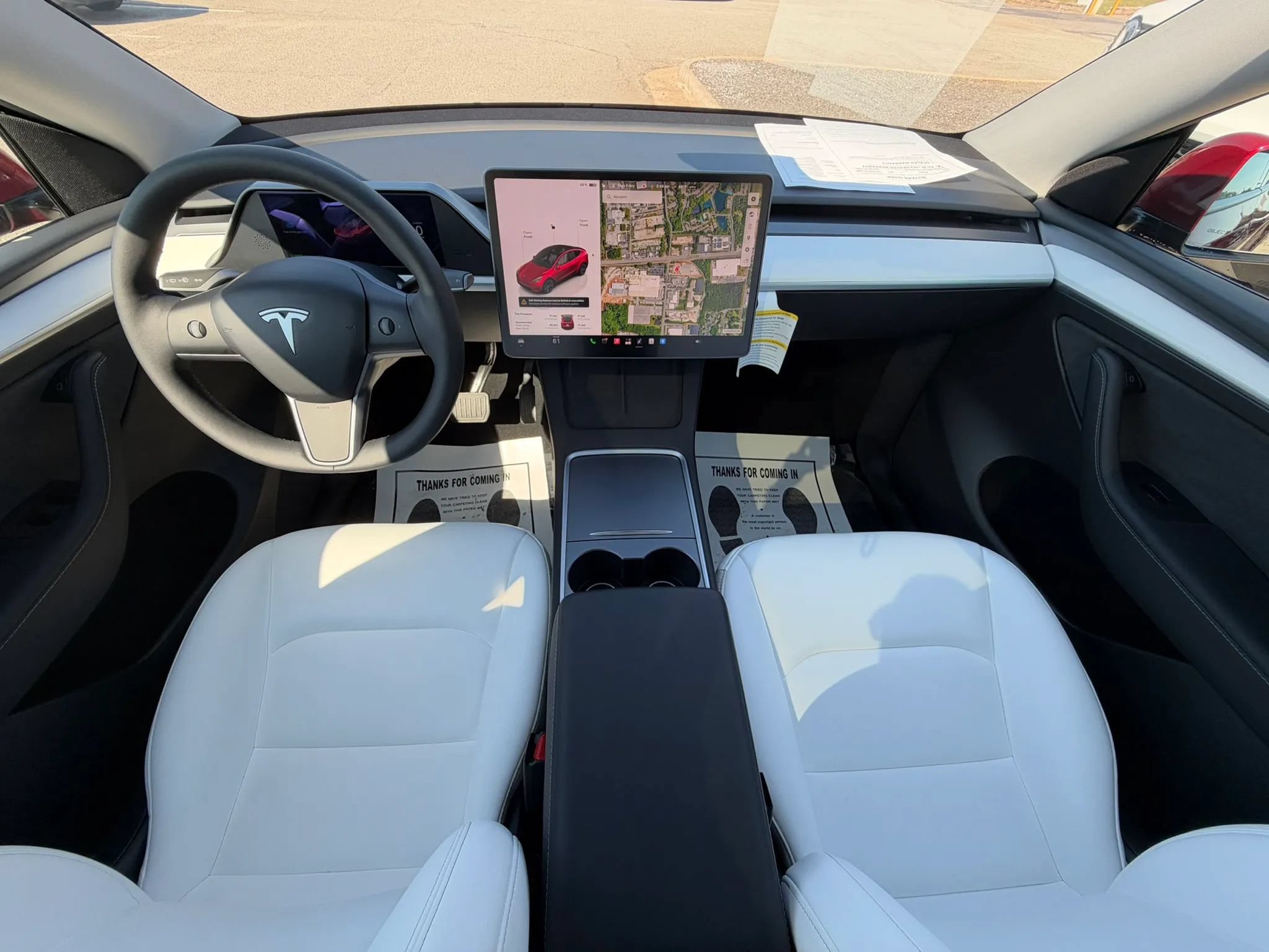 Used 2024 Tesla Model Y Long Range AWD/4WD image 18
