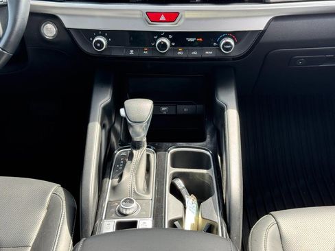 Used 2021 Kia Telluride LX image 16