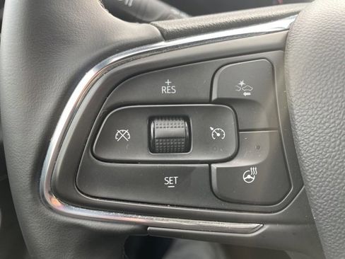 Used 2025 Buick Envista Sport Touring image 19